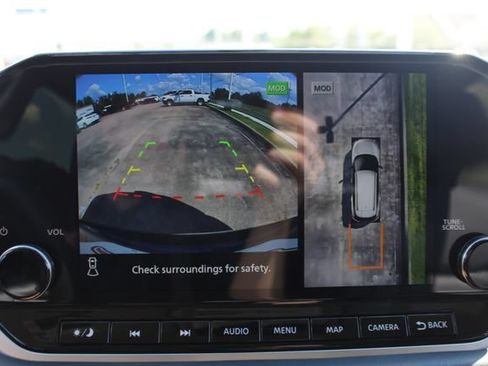 Used 2023 Nissan Rogue Platinum w/ Platinum Premium Package AWD/4WD image 19