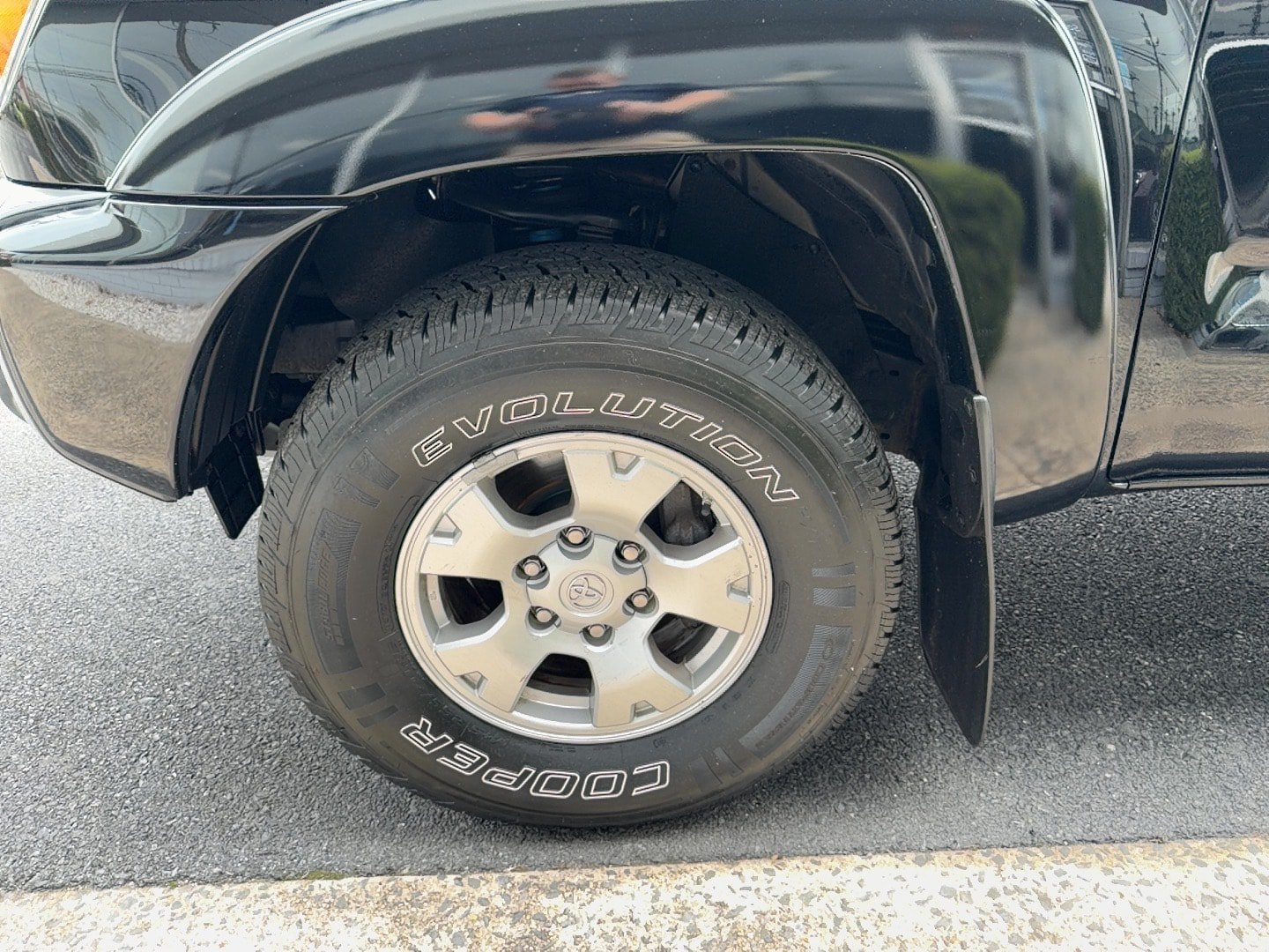 Used 2013 Toyota Tacoma 4x4 Double Cab w/ TRD Off-Road Pkg image 26