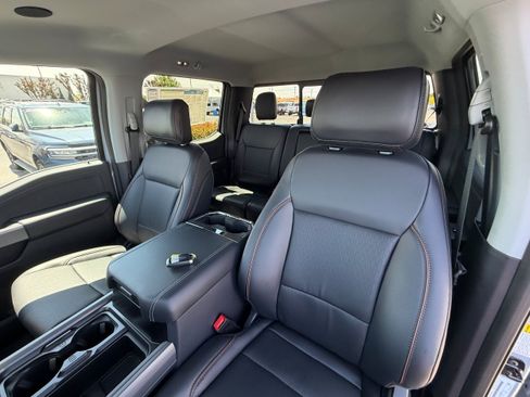 New 2026 Ford F350 Lariat w/ Black Appearance Package AWD/4WD image 12