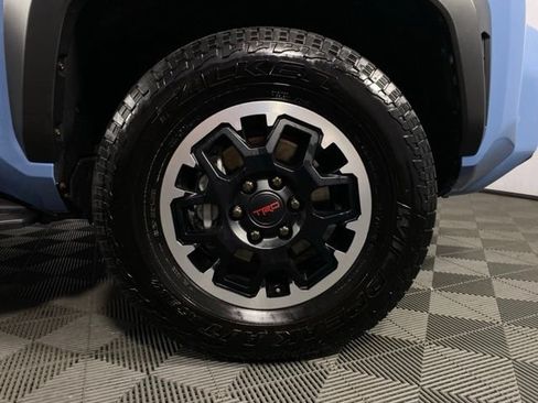 Used 2025 Toyota 4Runner TRD Off-Road AWD/4WD image 11