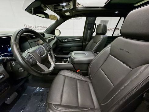 Used 2023 GMC Yukon Denali w/ Max Trailering Package image 23