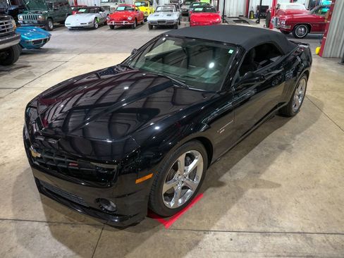 Used 2013 Chevrolet Camaro SS w/ RS Package RWD image 29