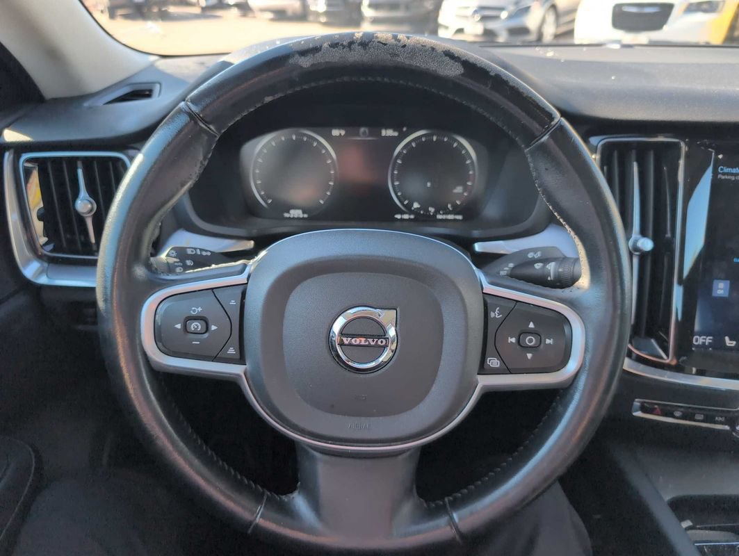 Used 2020 Volvo S60 T6 Momentum AWD/4WD image 13