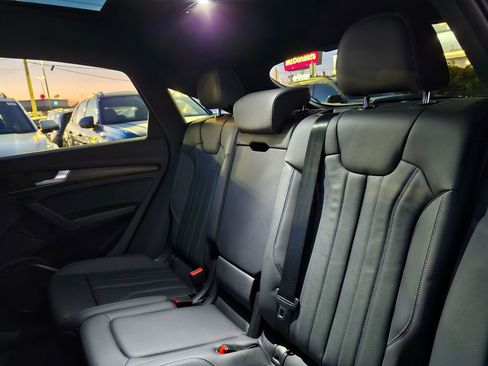 Used 2025 Audi Q5 2.0T Premium image 13