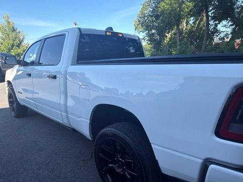 Used 2023 RAM 1500 Laramie AWD/4WD image 3