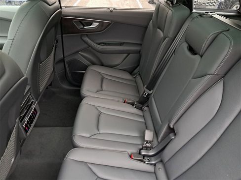New 2026 Audi Q7 3.0T Premium Plus image 27