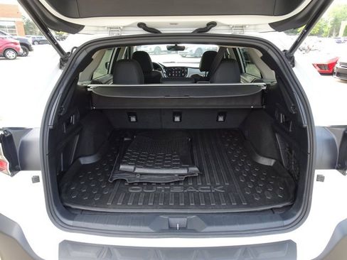 Used 2023 Subaru Outback Onyx Edition image 5