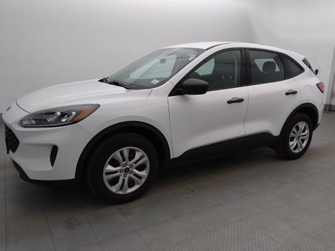 Used 2022 Ford Escape S AWD/4WD image 2