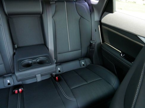 Certified 2025 Cadillac Optiq Luxury 2 w/ LPO, Floor Liner Package AWD/4WD image 13