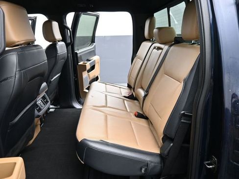 Used 2024 Ford F250 Lariat w/ Chrome Package image 11