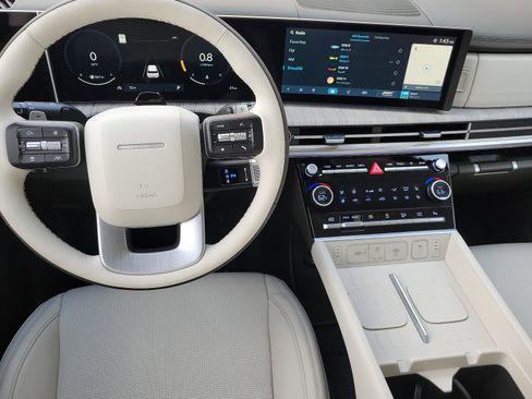 Used 2024 Hyundai Santa Fe Calligraphy image 7