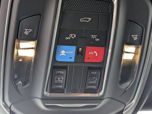 New 2026 Jeep Grand Cherokee Laredo X AWD/4WD image 29