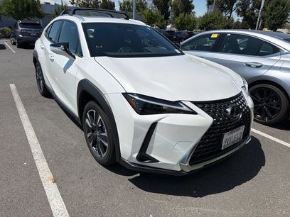 Used 2025 Lexus UX 300h FWD w/ Accessory Package (Z2)