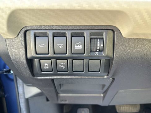 Used 2020 Subaru Ascent Premium w/ Convenience Package image 14