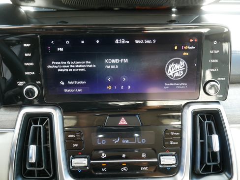 Certified 2023 Kia Sorento S w/ Panoramic Sunroof Package AWD/4WD image 22