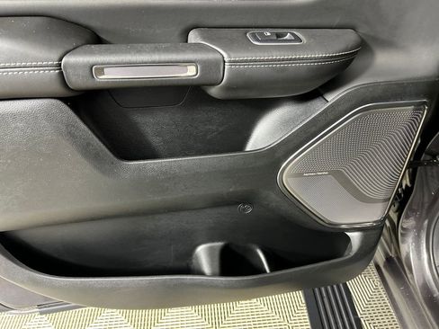 Used 2020 RAM 1500 Limited image 10