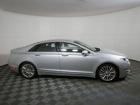 Used 2016 Lincoln MKZ w/ Equipment Group 300A Reserve image 2