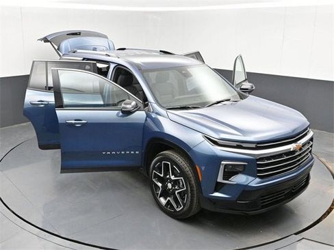 New 2026 Chevrolet Traverse High Country w/ LPO, Floor Liner Package image 56