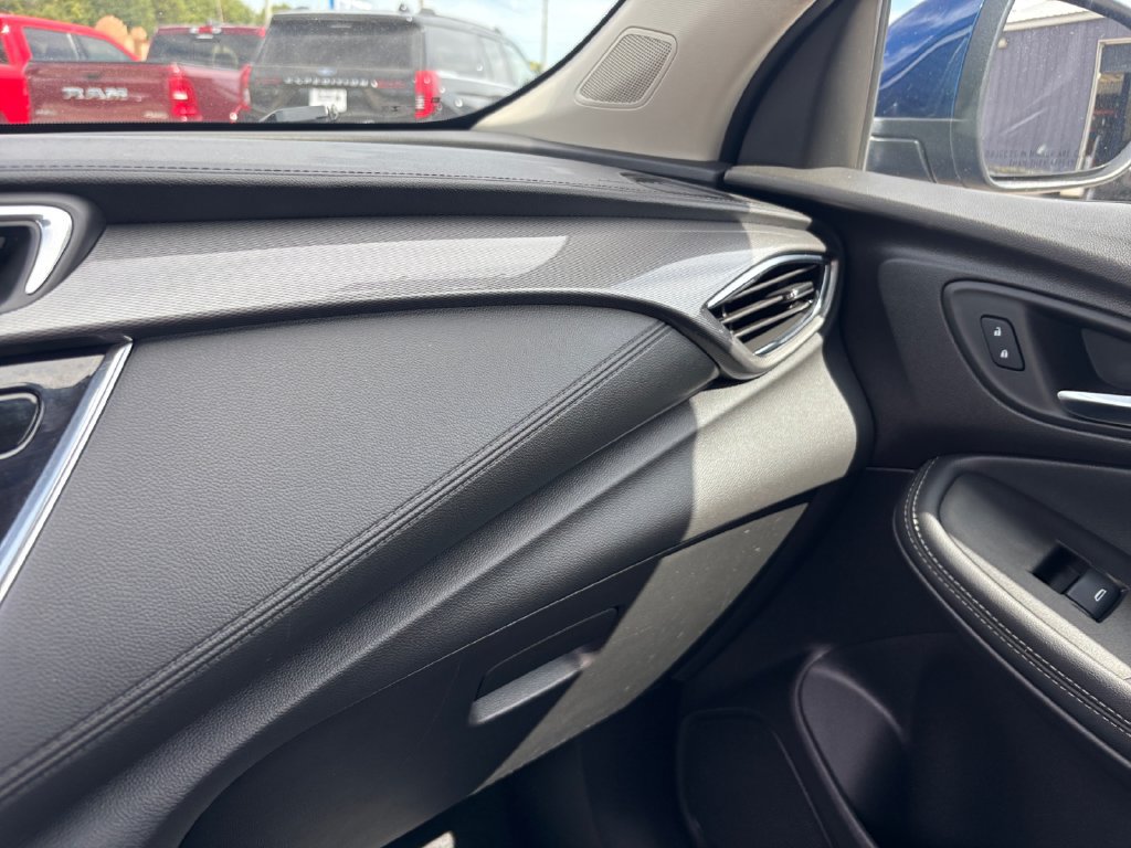 Used 2023 Buick Encore GX Select FWD image 28