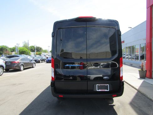 Used 2022 Ford E-Transit Medium Roof RWD image 6