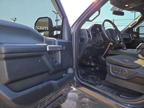 Used 2016 Ford F150 XLT w/ Equipment Group 302A Luxury AWD/4WD image 7