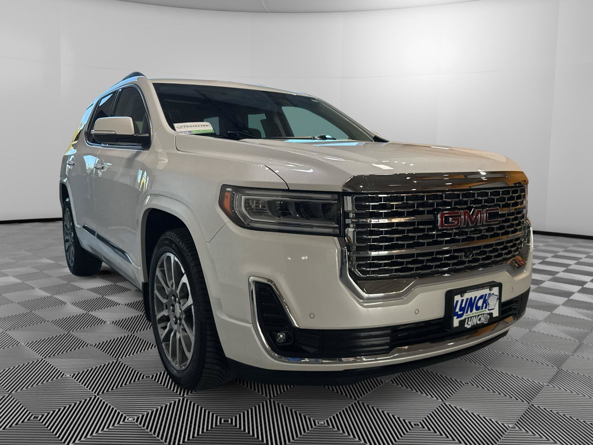 Used 2021 GMC Acadia Denali w/ Denali Ultimate Package AWD/4WD image 7