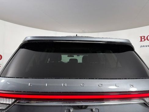 Used 2023 Lincoln Aviator 2WD w/ Class IV Trailer Tow Package image 13