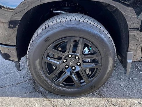 New 2026 Chevrolet Silverado 1500 Custom image 12