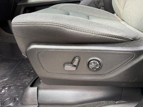 Used 2021 RAM 1500 Big Horn image 15