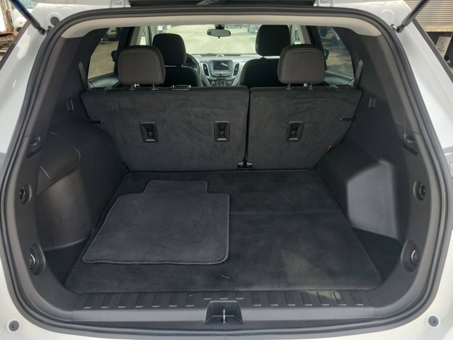 Used 2023 Chevrolet Equinox LS FWD image 12