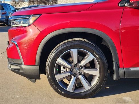 Certified 2023 Honda Pilot Elite image 8