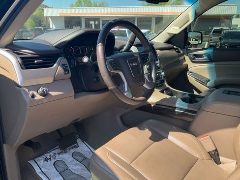 Used 2016 GMC Yukon SLT w/ Open Road Package RWD image 15