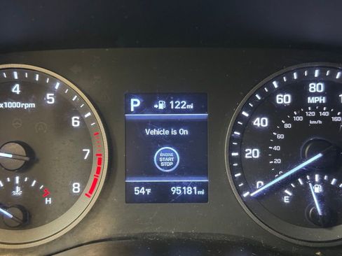 Used 2019 Hyundai Tucson Value FWD image 27