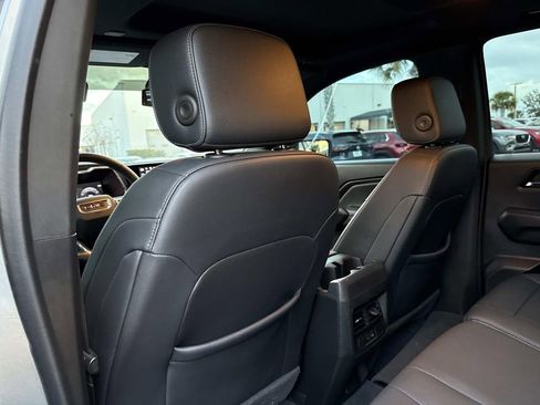 Used 2024 GMC Canyon Elevation w/ Convenience Package image 17