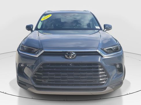 Certified 2025 Toyota Grand Highlander AWD Hybrid image 2
