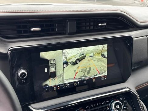 Used 2024 GMC Sierra 1500 AT4 w/ Technology Package image 18