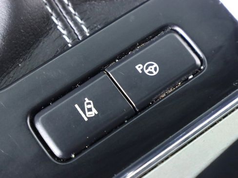 Used 2019 Ford F150 Lariat w/ Equipment Group 502A Luxury image 36