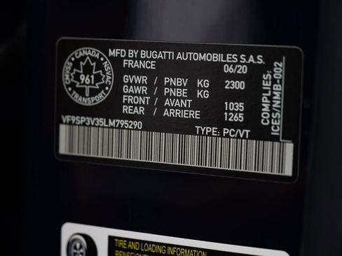 Used 2020 Bugatti Chiron AWD/4WD image 58