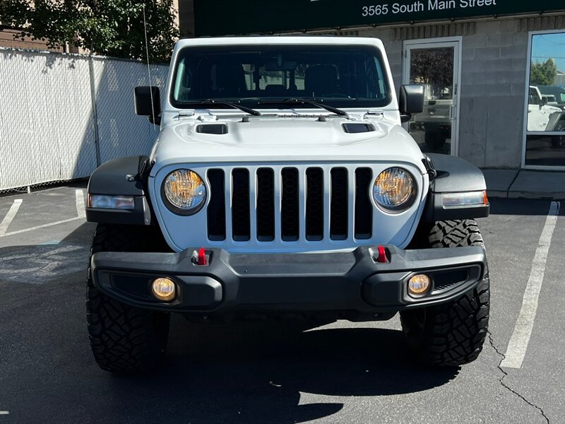 Used 2022 Jeep Gladiator Rubicon w/ Trailer Tow Package AWD/4WD image 2