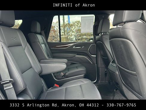 Used 2022 Cadillac Escalade Luxury image 30