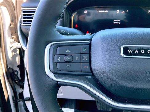 Certified 2024 Jeep Wagoneer 4WD w/ Premium Group I image 23