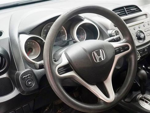 Used 2013 Honda Fit image 11