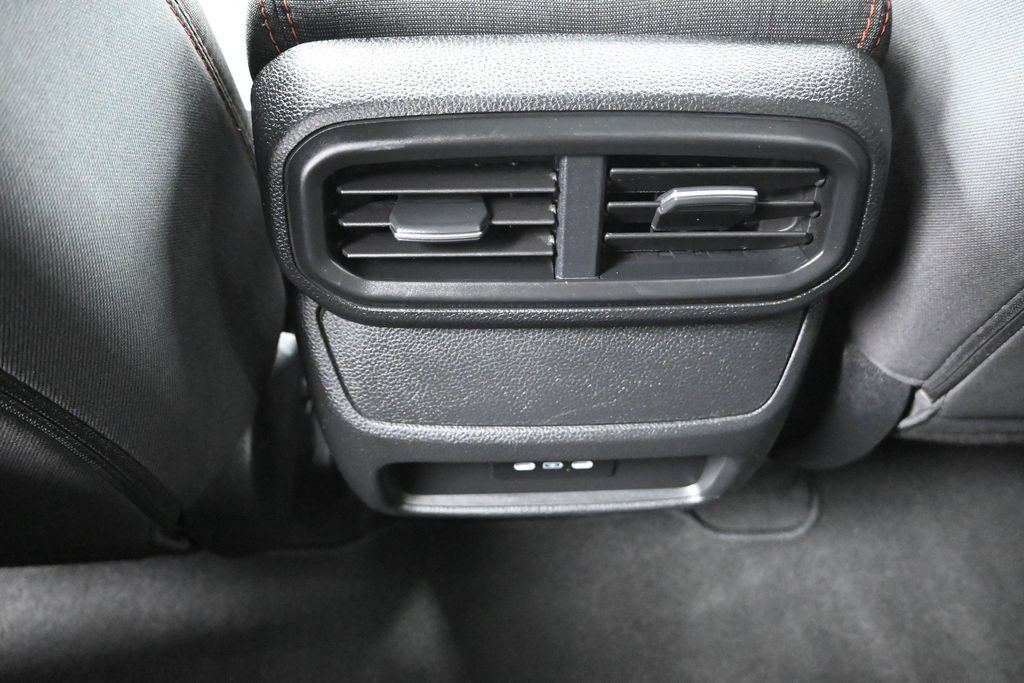 Used 2025 Honda Pilot Sport image 28