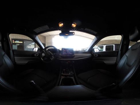 Used 2025 Jeep Compass Limited AWD/4WD image 43