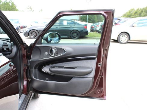 Used 2016 MINI Cooper Clubman image 29
