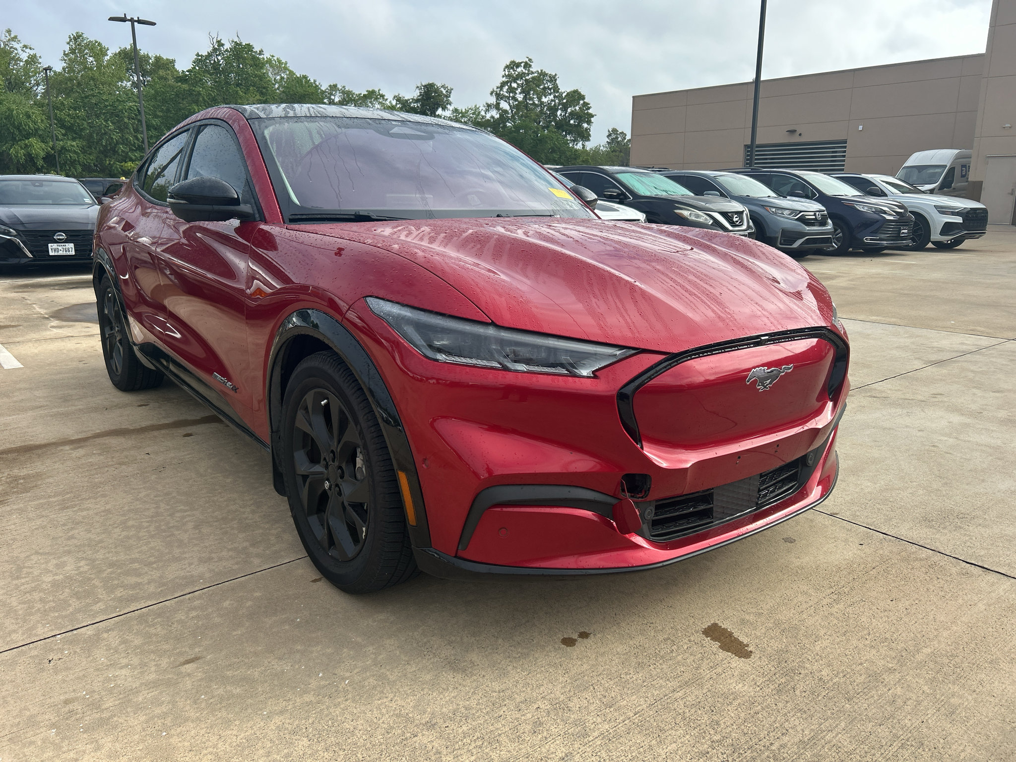 Used 2021 Ford Mustang Mach-E Premium AWD/4WD image 31