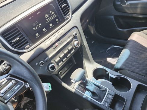 Used 2020 Kia Sportage LX AWD/4WD image 27
