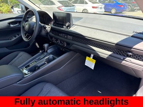 Used 2025 Honda Accord LX image 38