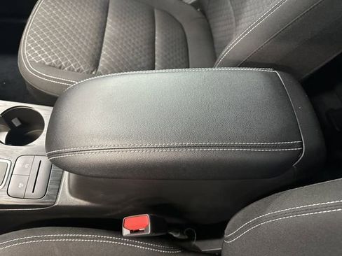 Used 2023 Ford Escape Active AWD/4WD image 29