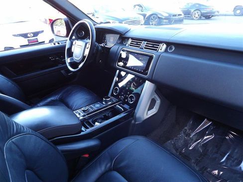 Used 2018 Land Rover Range Rover image 16